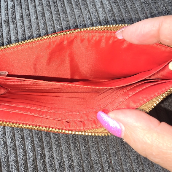 Nwot Coach Dotted Wristlet Wallet New - Picture 3 of 3